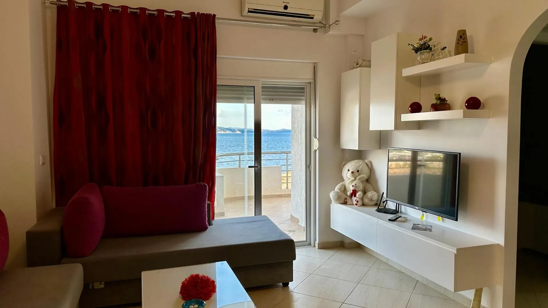 Sun Beachfront Apartments Sarande