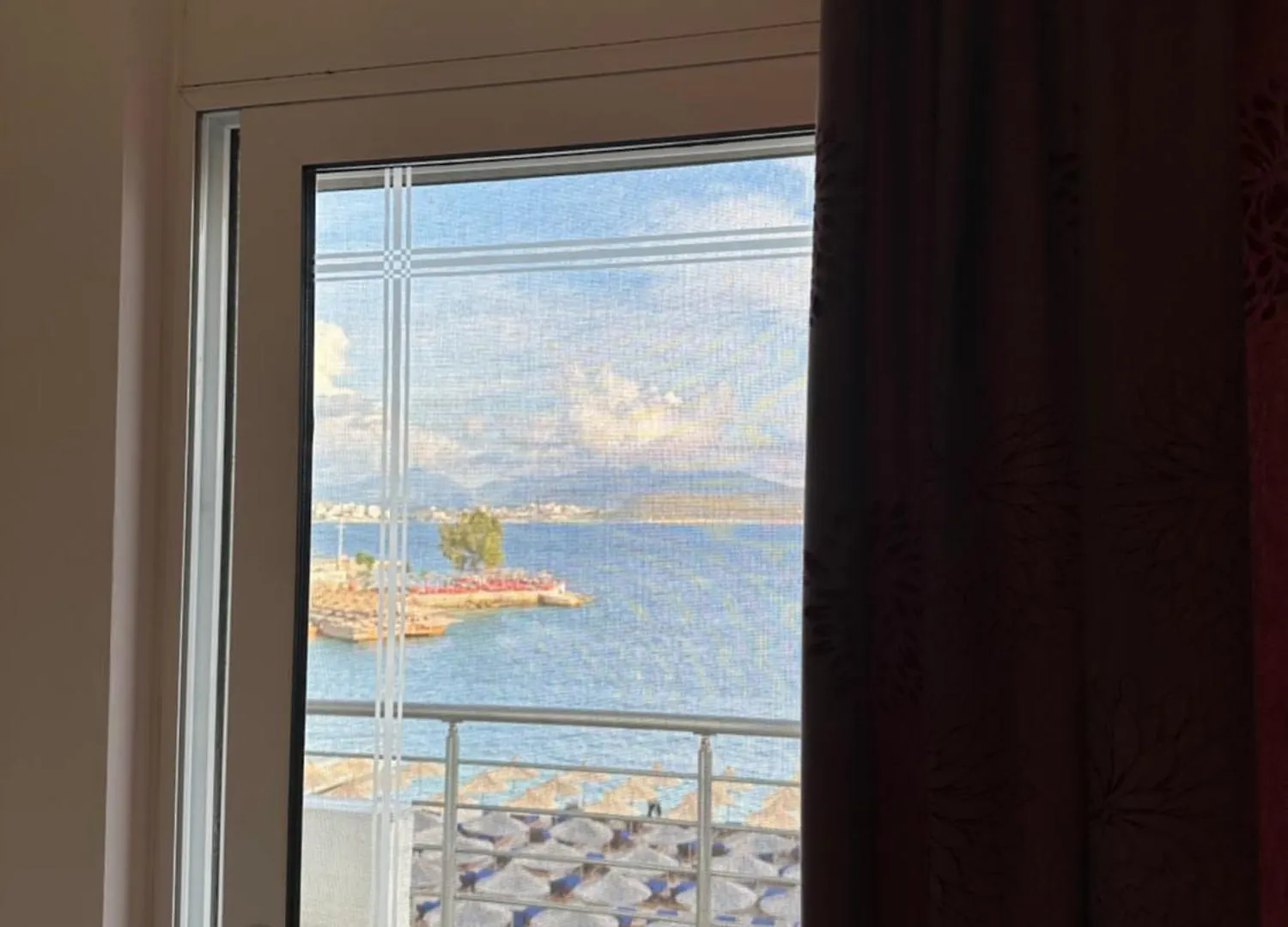Sun Beachfront Apartments Sarande 0*,