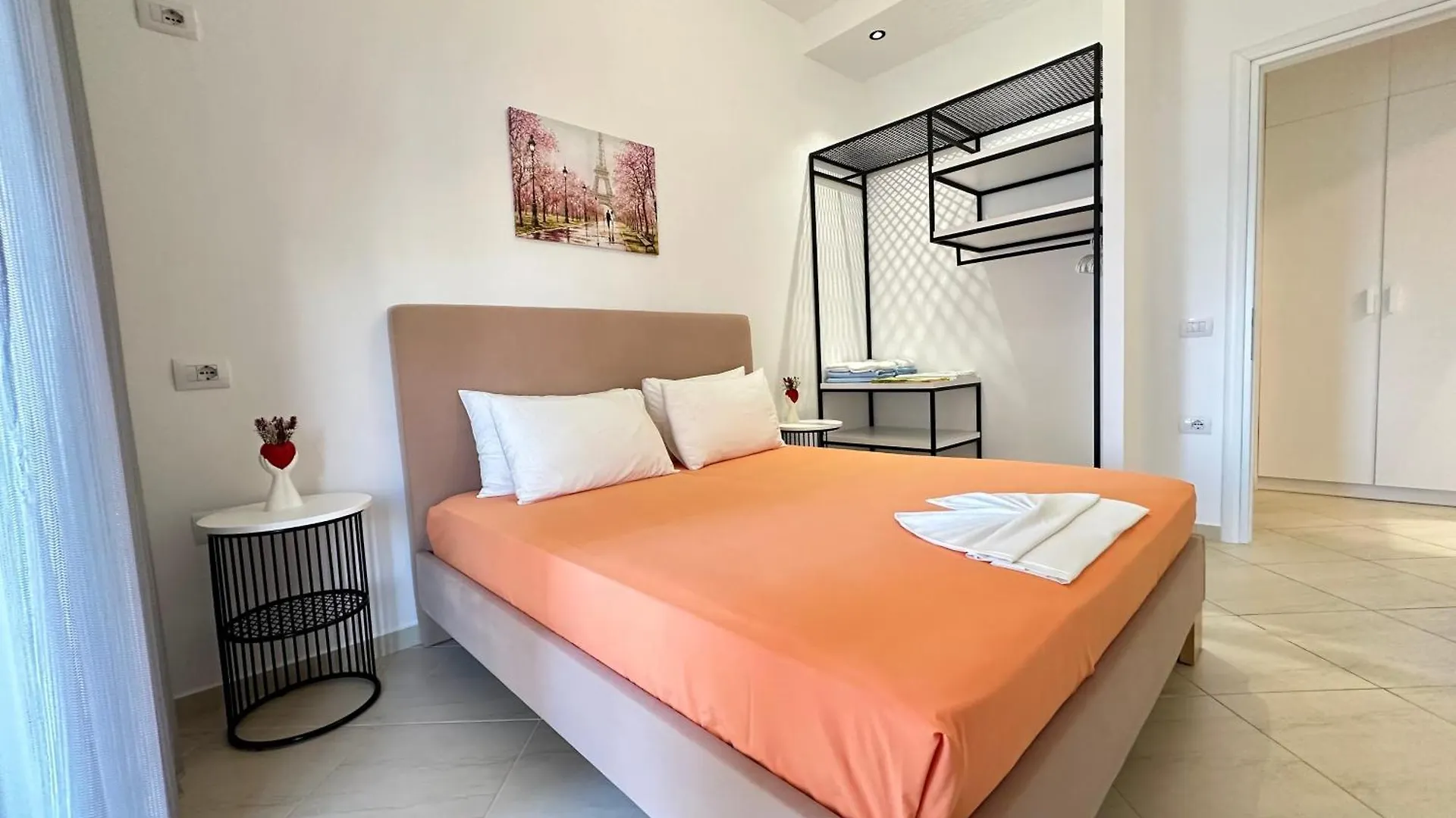 Sun Beachfront Apartments Sarande 0*,