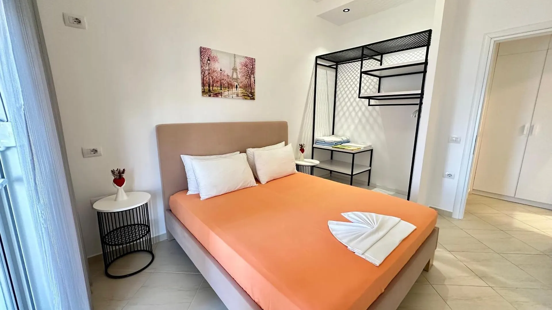 Sun Beachfront Apartments Sarande