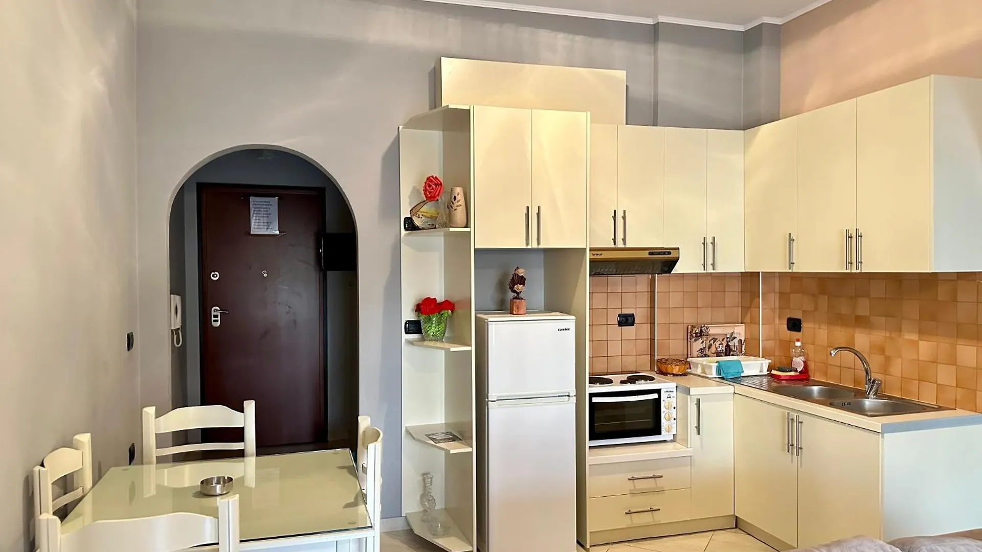 Sun Beachfront Apartments Sarande Albania
