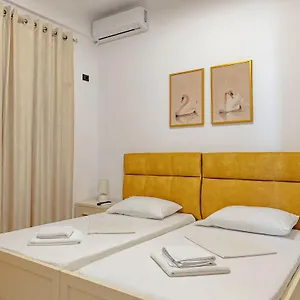 Sunny Apts Sarande