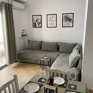 Апартаменты Happy, Саранда